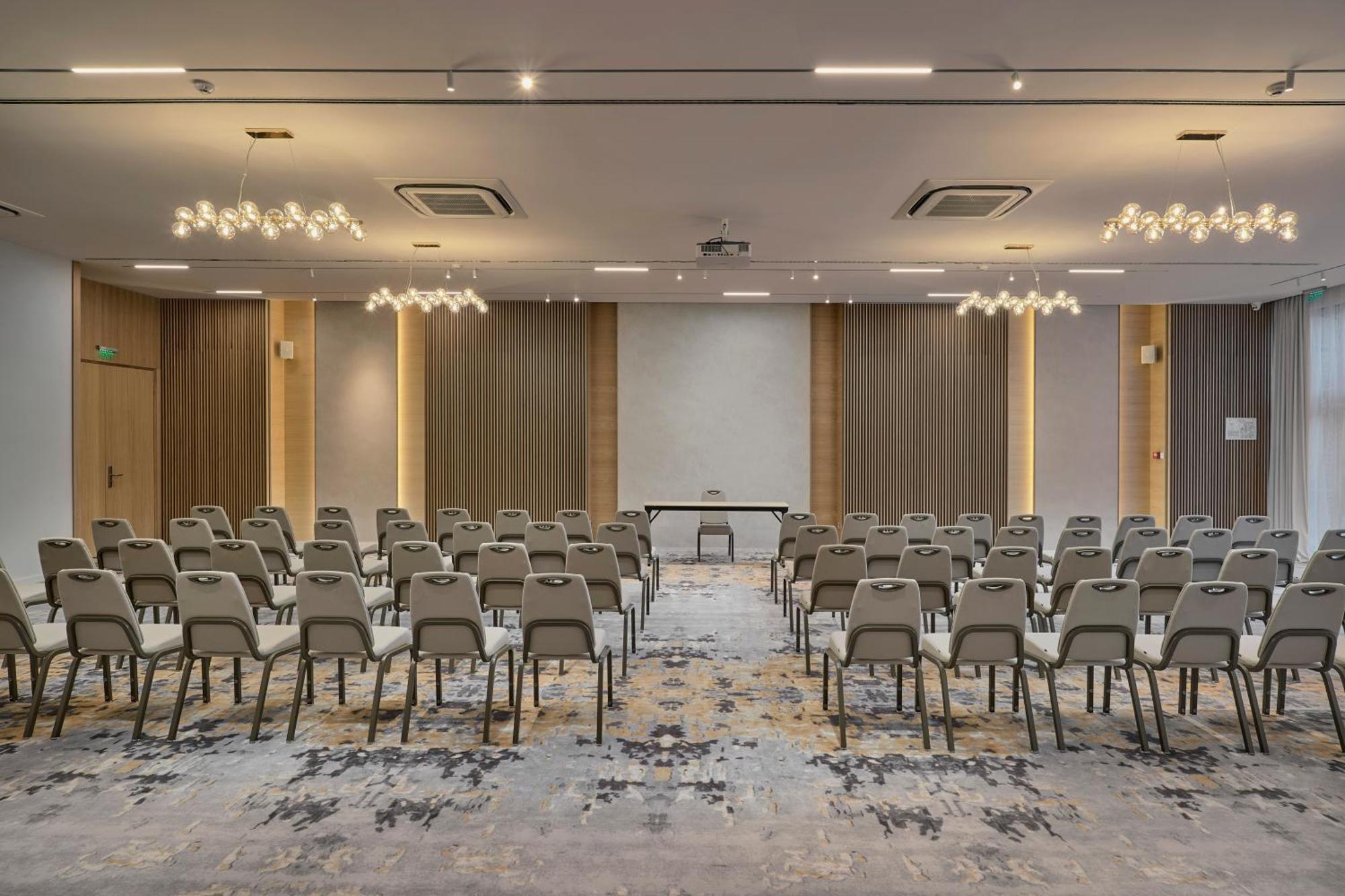 Radisson Hotel Plovdiv Exterior photo